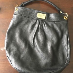 Classic Q Hillier “Huge”